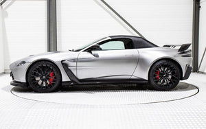 Aston Martin V12 Vantage Roadster