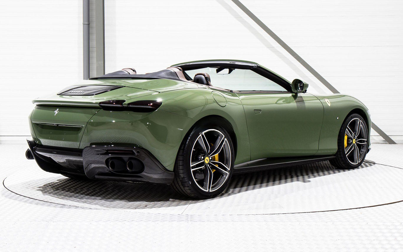 Ferrari Roma Spider
